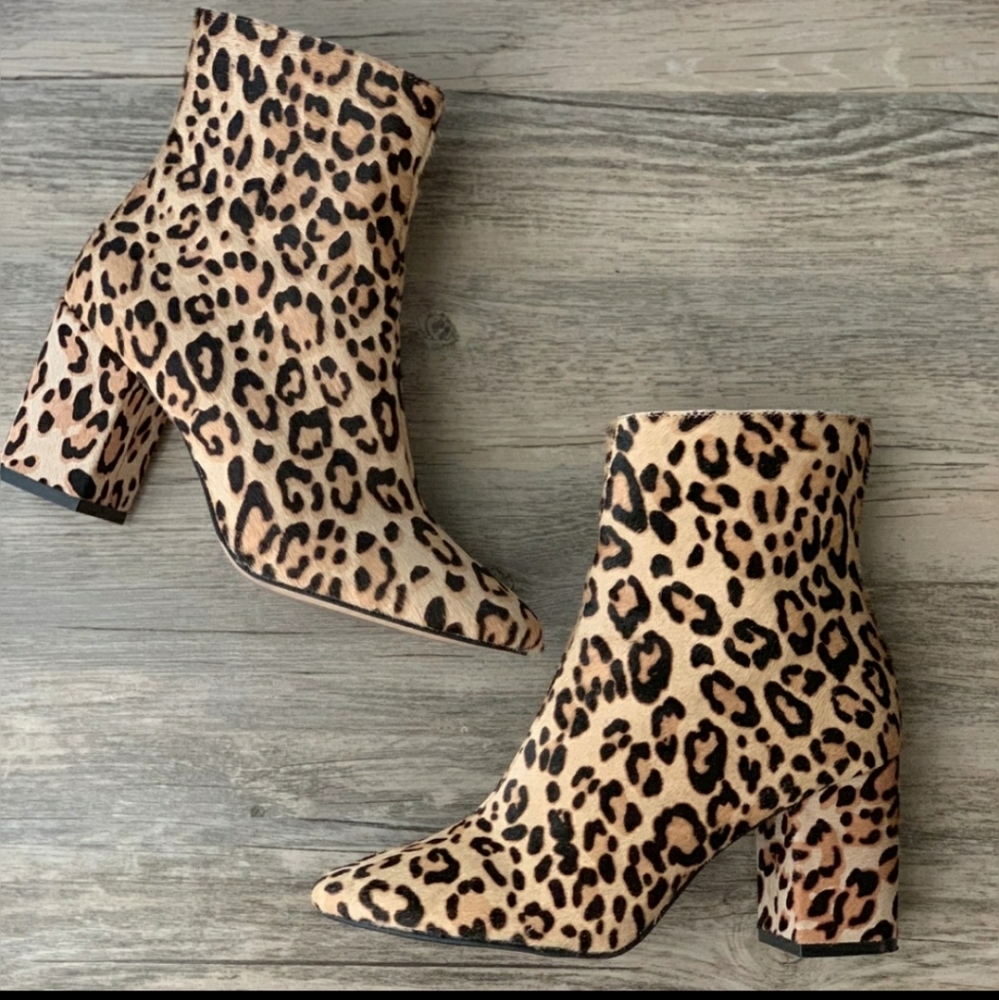 HP 🎉🎉 Halogen Alexa Leopard Cheetah Print Bootie - Picture 4 of 6